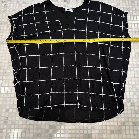 Vince Black and White Windowpane Relaxed Short Sleeve Shirt - Picture 8 of 10